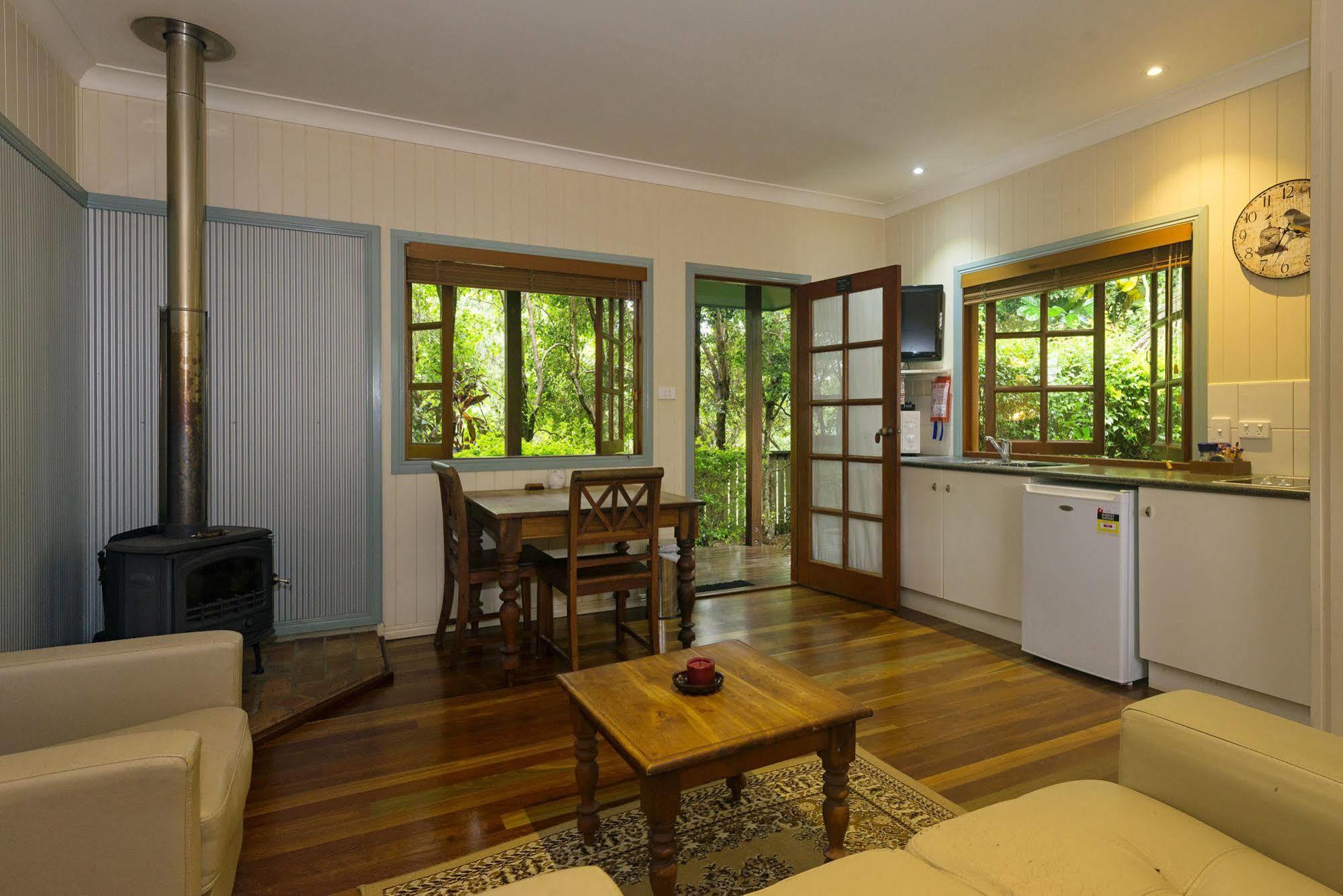Allumbah Pocket Cottages Yungaburra Ngoại thất bức ảnh