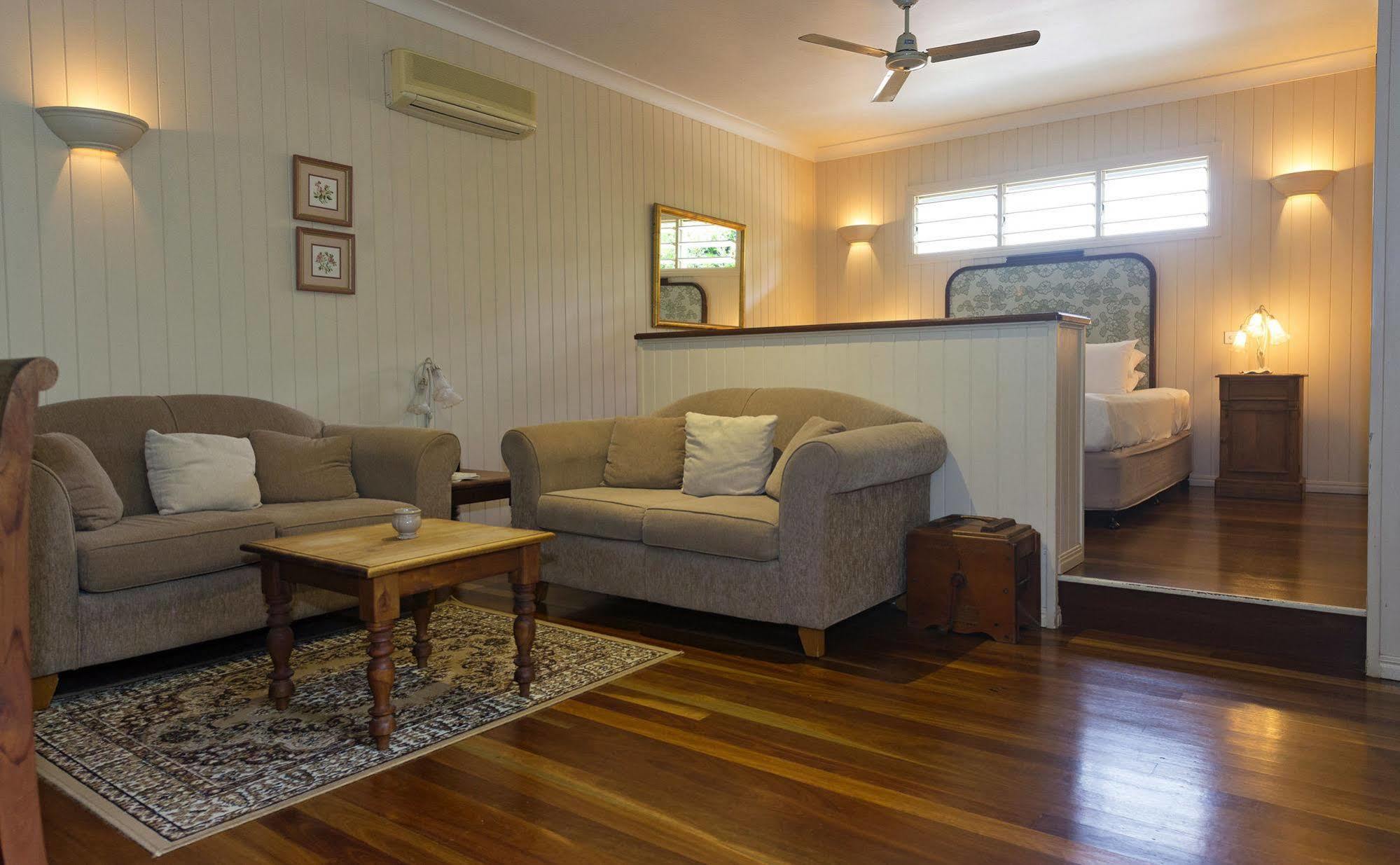 Allumbah Pocket Cottages Yungaburra Ngoại thất bức ảnh