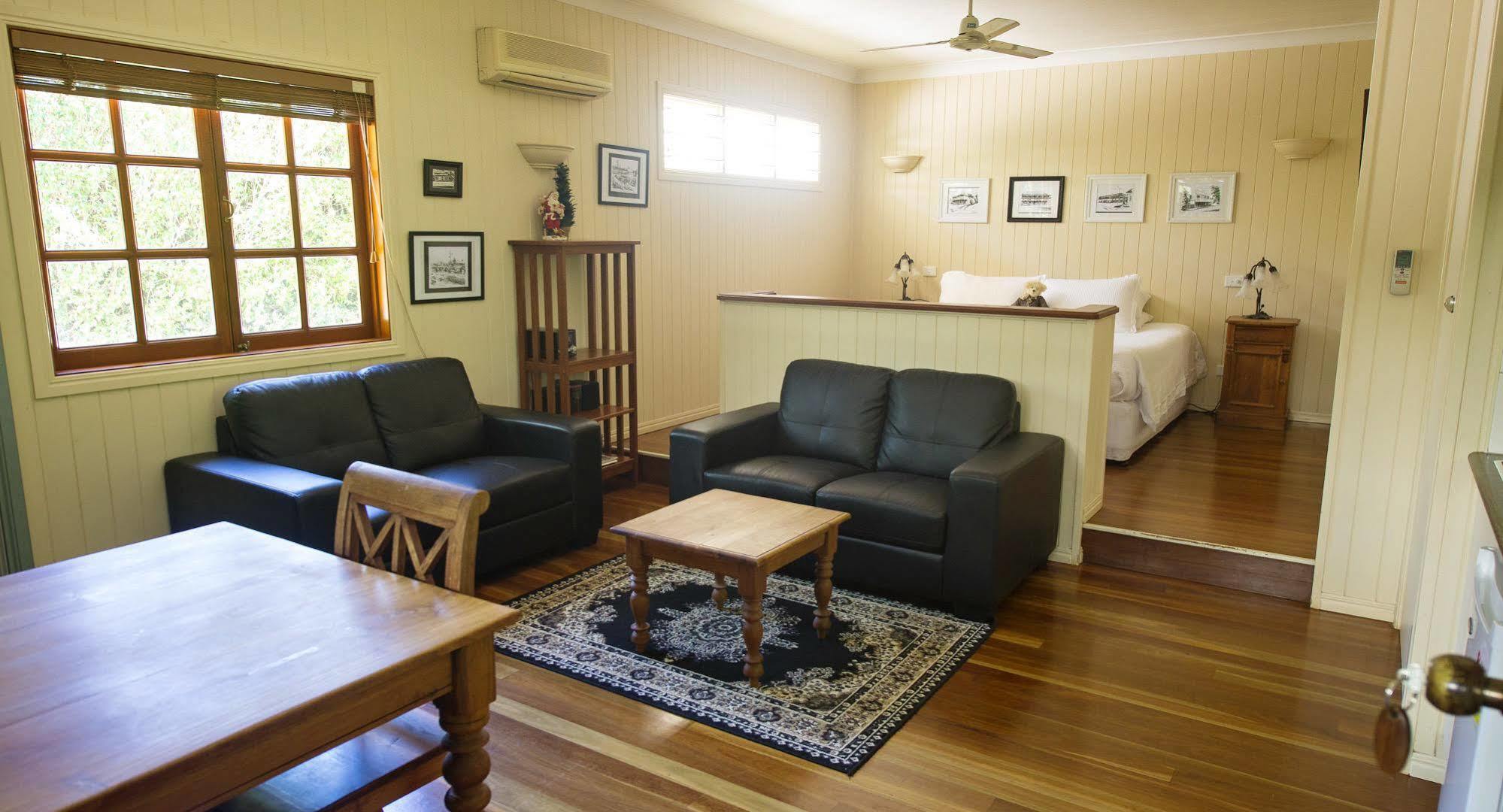 Allumbah Pocket Cottages Yungaburra Ngoại thất bức ảnh